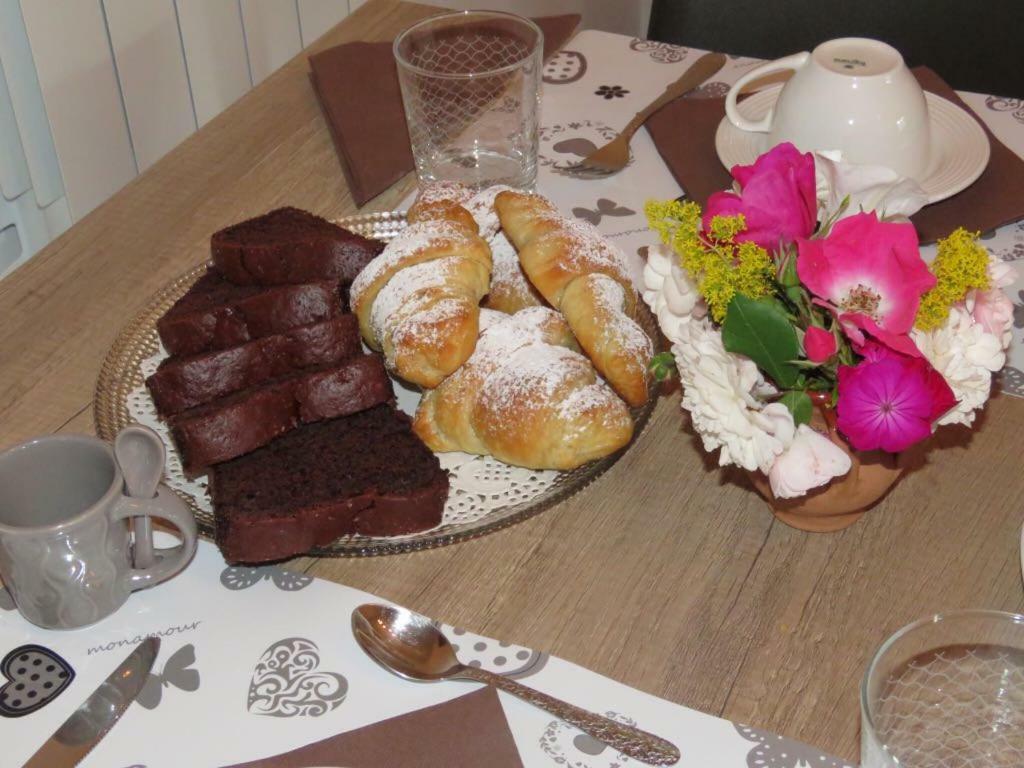 Bed and Breakfast A Due Passi Лорика Экстерьер фото