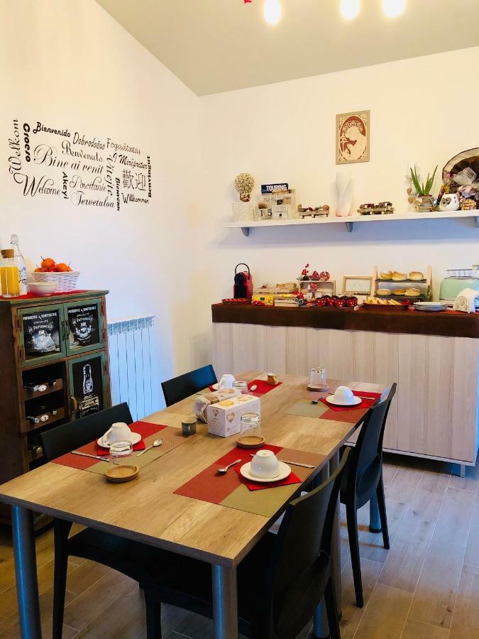 Bed and Breakfast A Due Passi Лорика Экстерьер фото