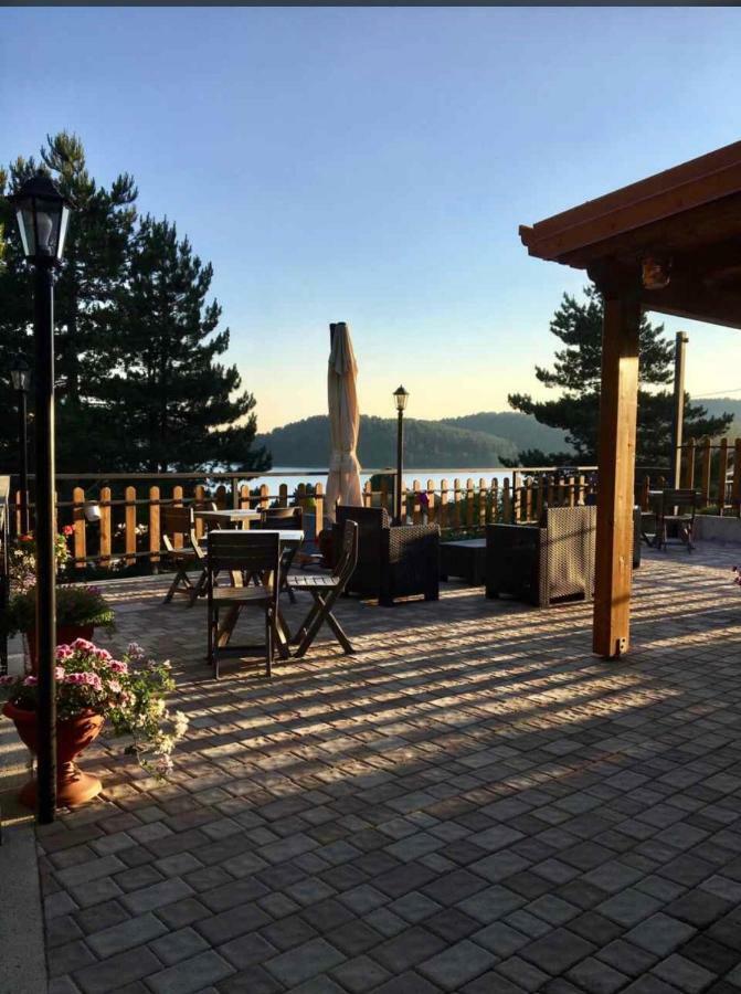 Bed and Breakfast A Due Passi Лорика Экстерьер фото