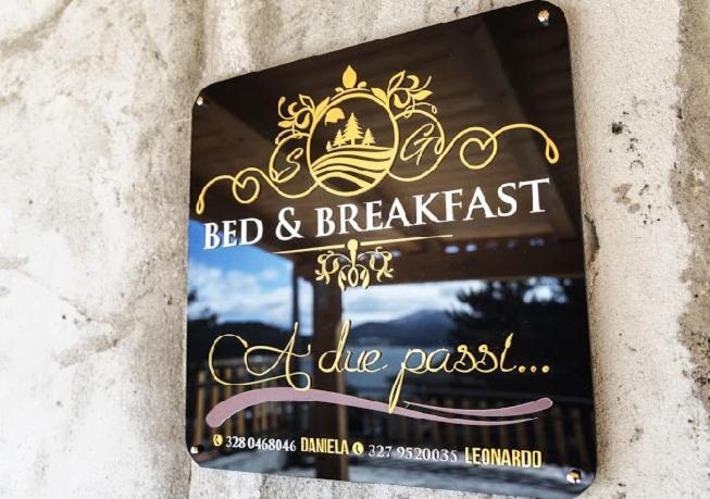 Bed and Breakfast A Due Passi Лорика Экстерьер фото